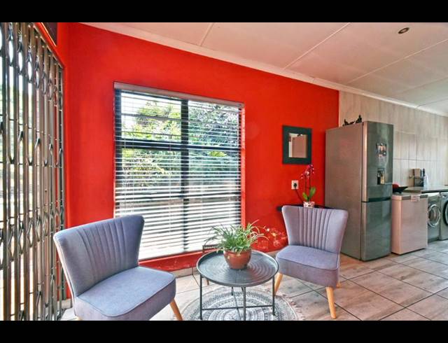 4 BEDROOM HOUSE FOR SALE IN GLENVISTA